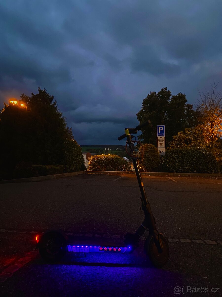 Elektrická koloběžka XIAOMI M365 essential - 2