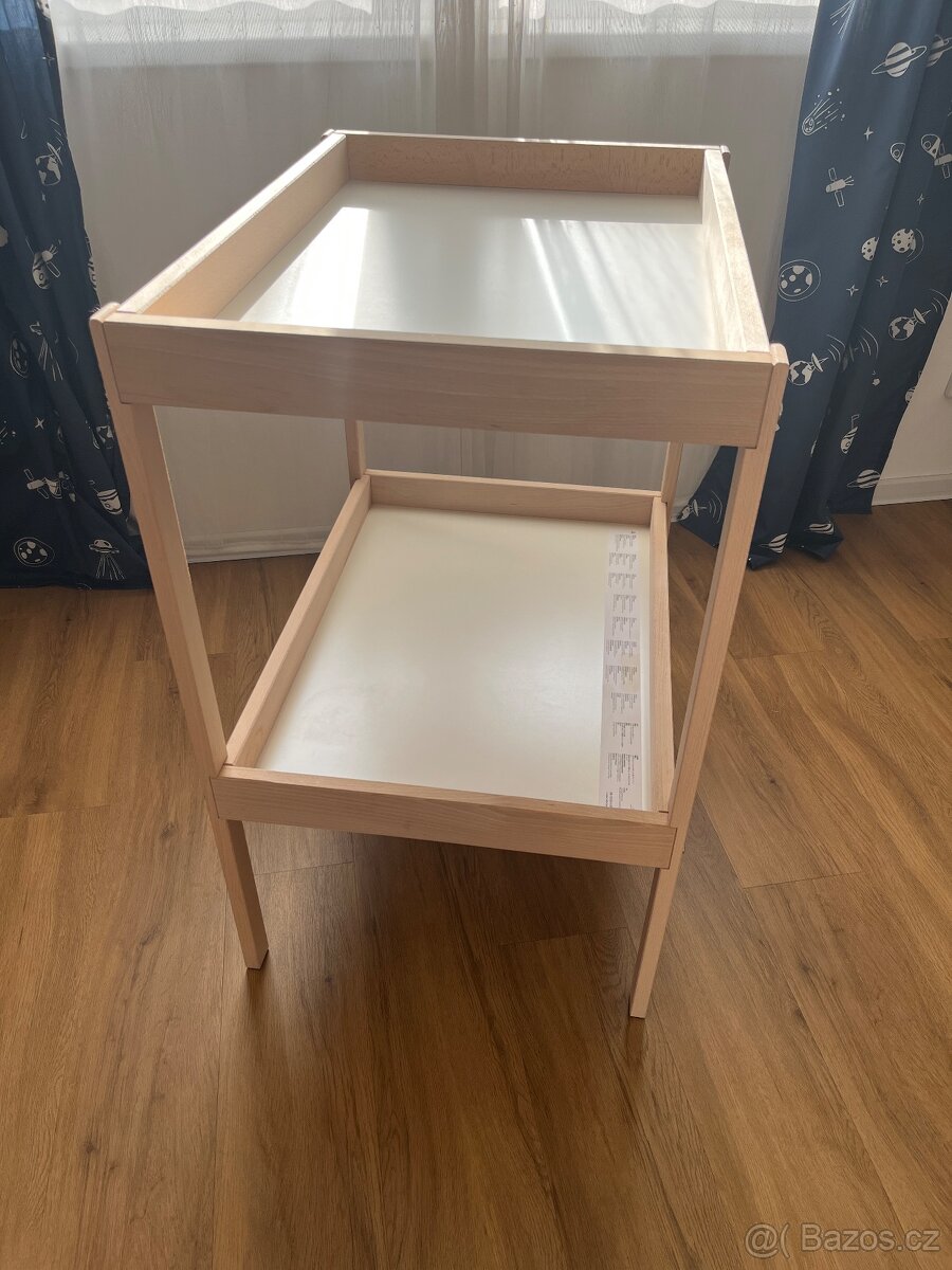 Přebalovací stůl IKEA - 2
