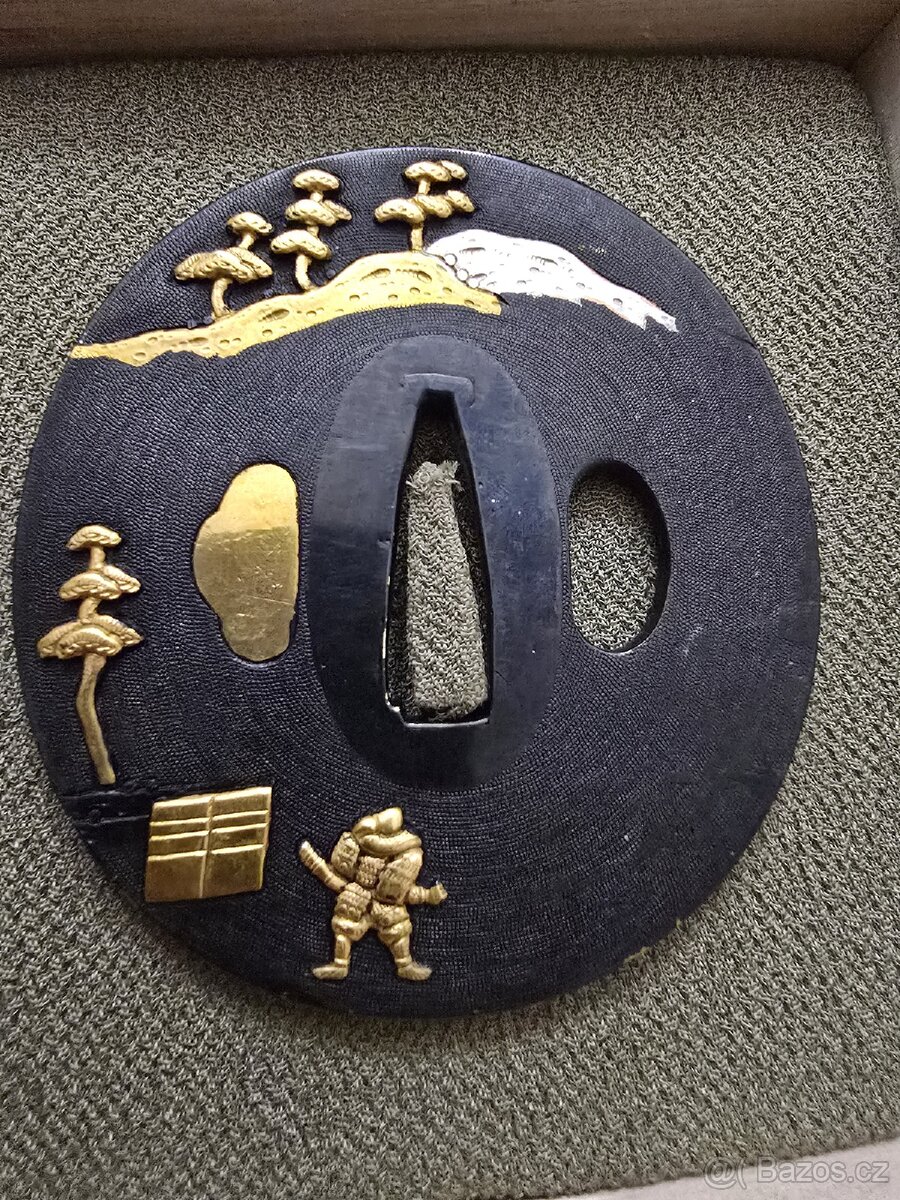STARÁ JAPONSKÁ TSUBA- SOTEN - MUZEJNÍ KUS - 2