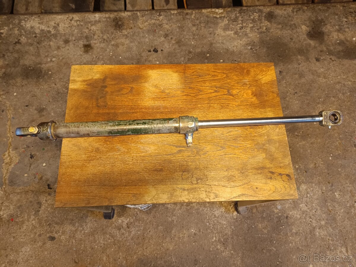 Hydraulický válec - 2