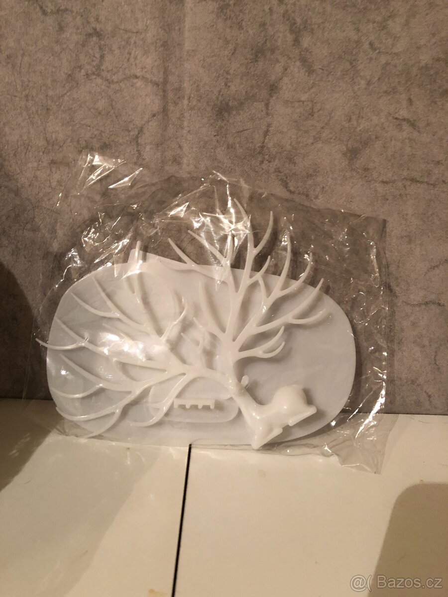 Stojan na šperky - 2