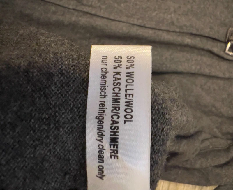 Luxusní kašmírový cardigan - 2