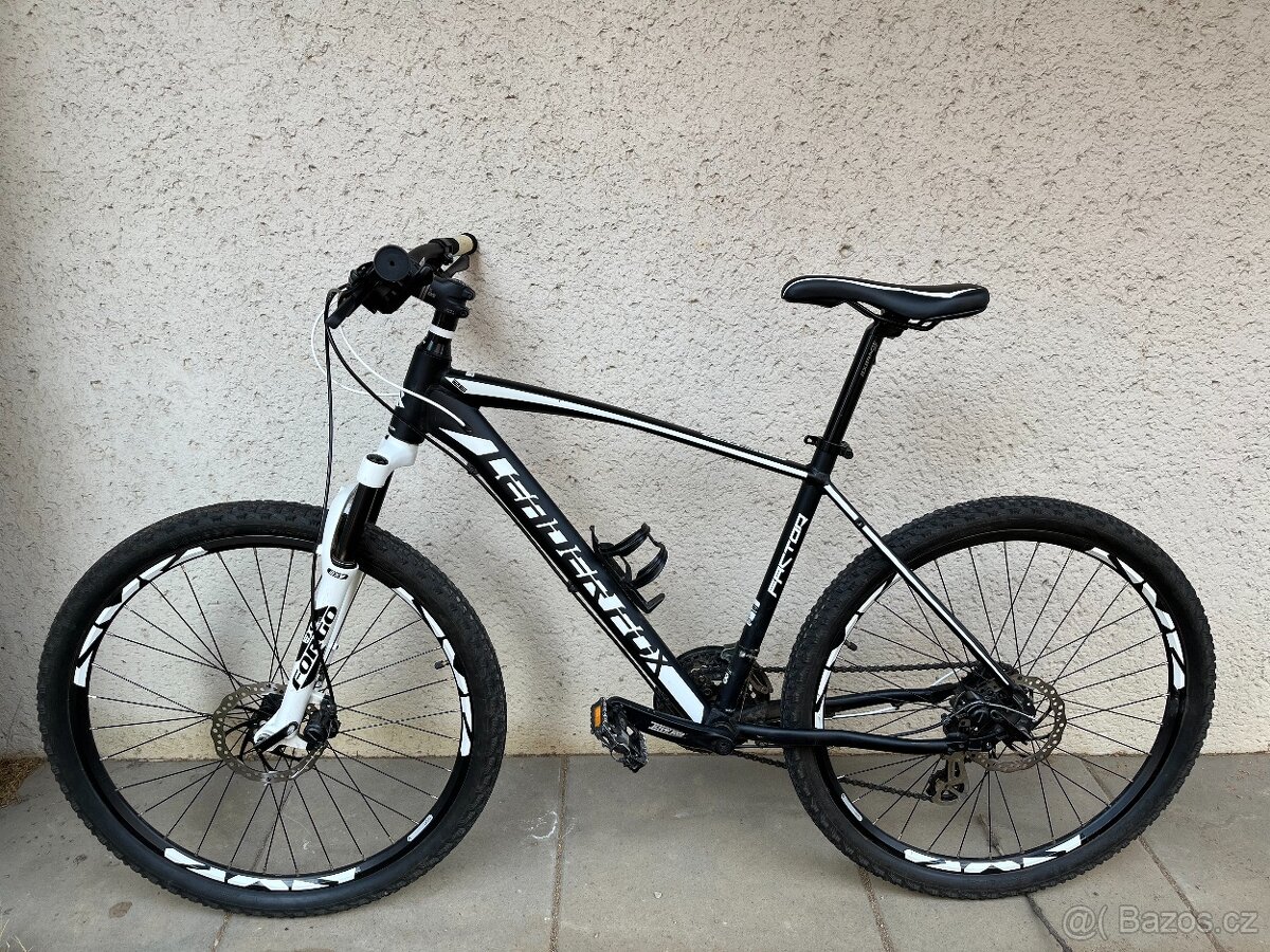 Leader Fox Factor 26 - 2