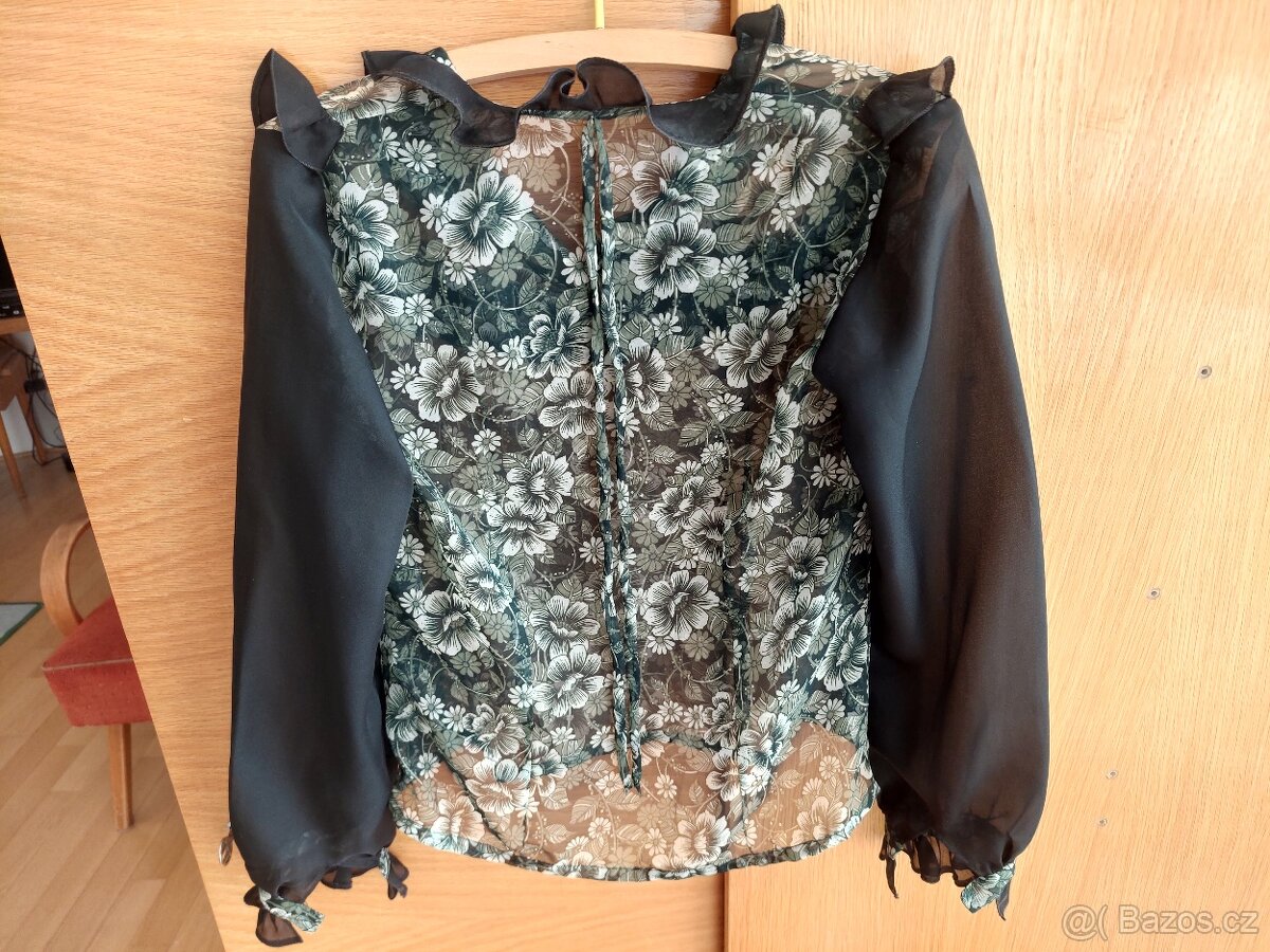 Průsvitná lehká halenka - 2