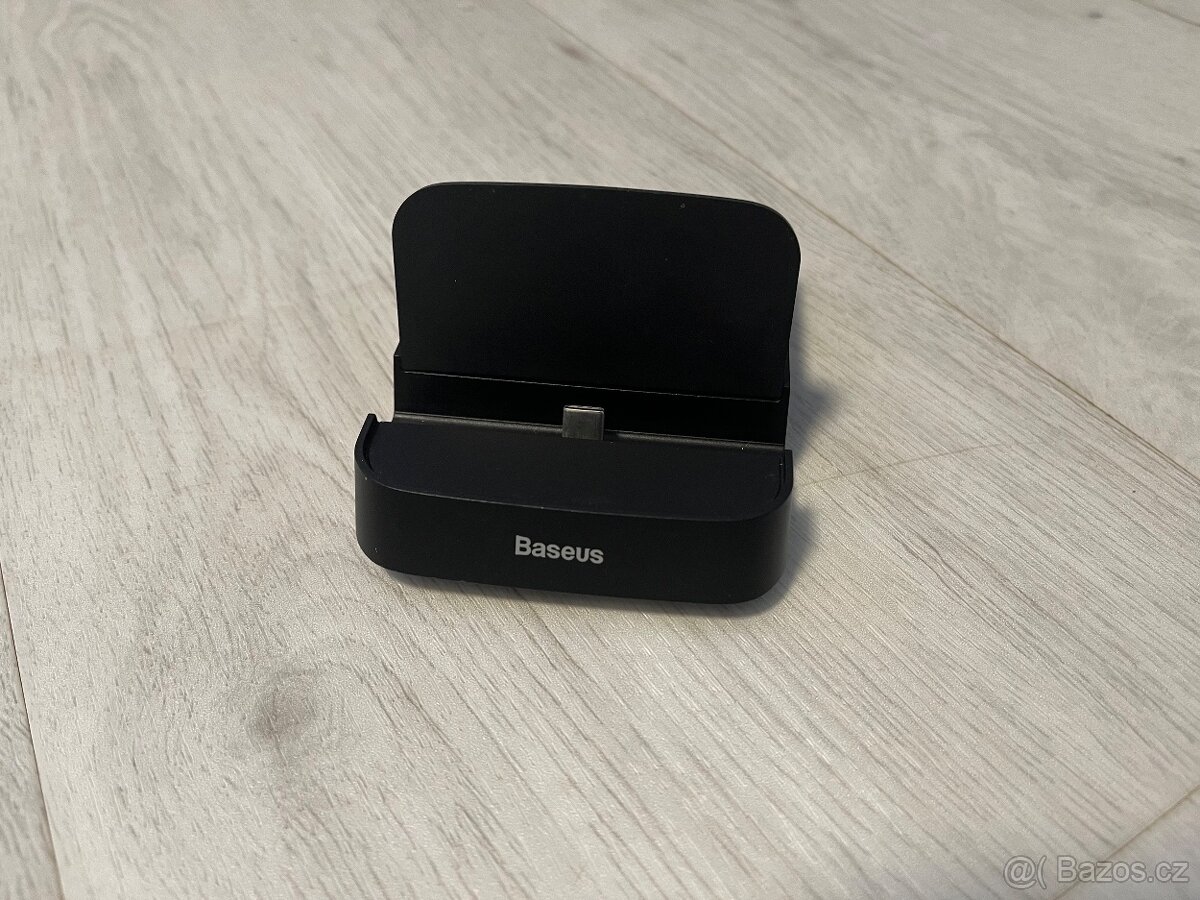 Inteligentní dokovací stanice Baseus - 2