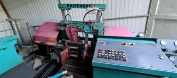 VMB 305 DS od Metory, pásová pila z 1998 - 2