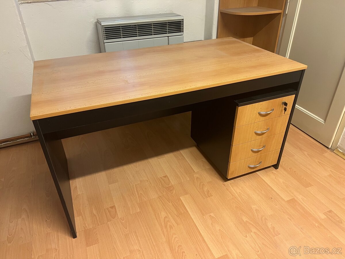 Prodám kancelářský stůl, možno až 4ks - 2