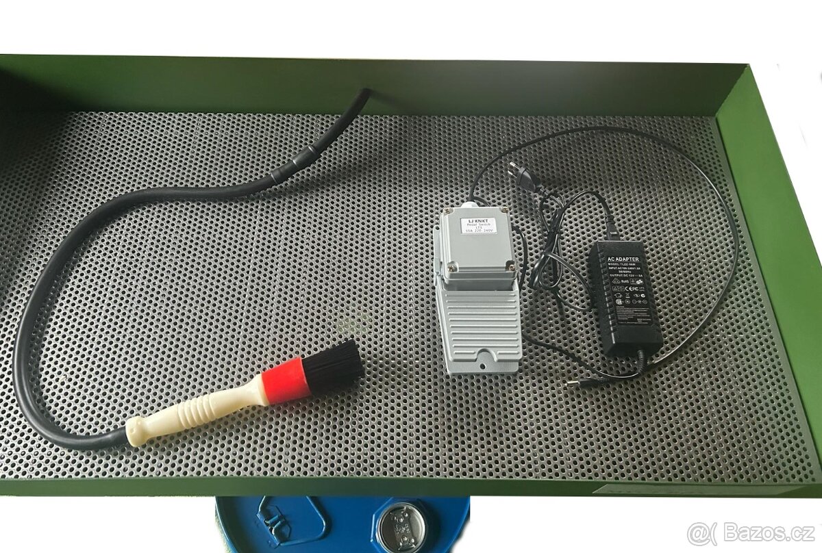 DÍLENSKÝ MYCÍ STŮL - 2