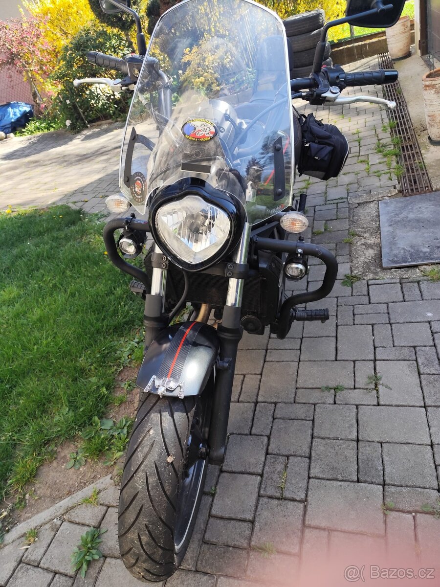 Kawasaki Vulcan 650 - sleva - 2
