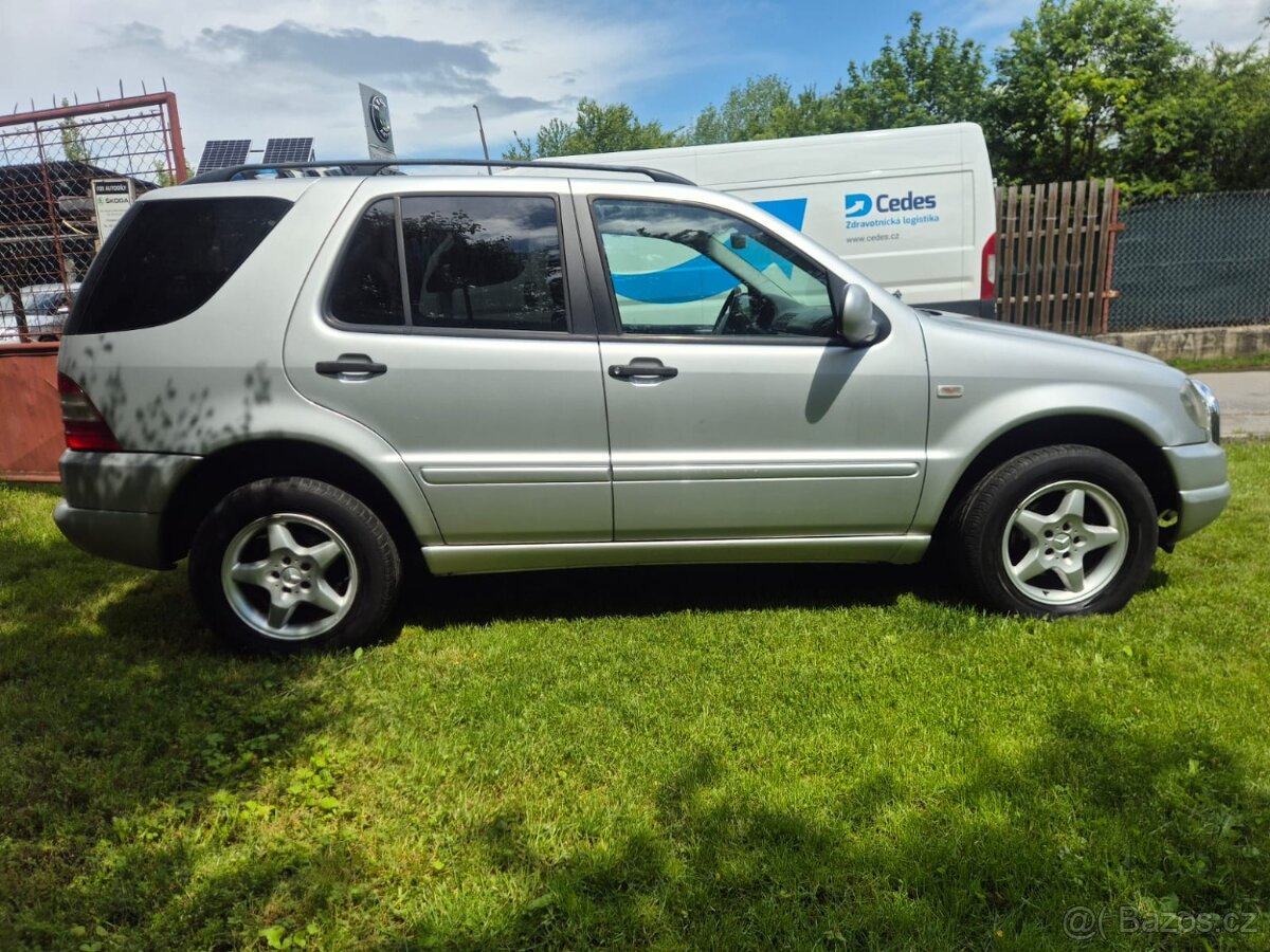 Mercedes -Benz ML 270CDI - 2