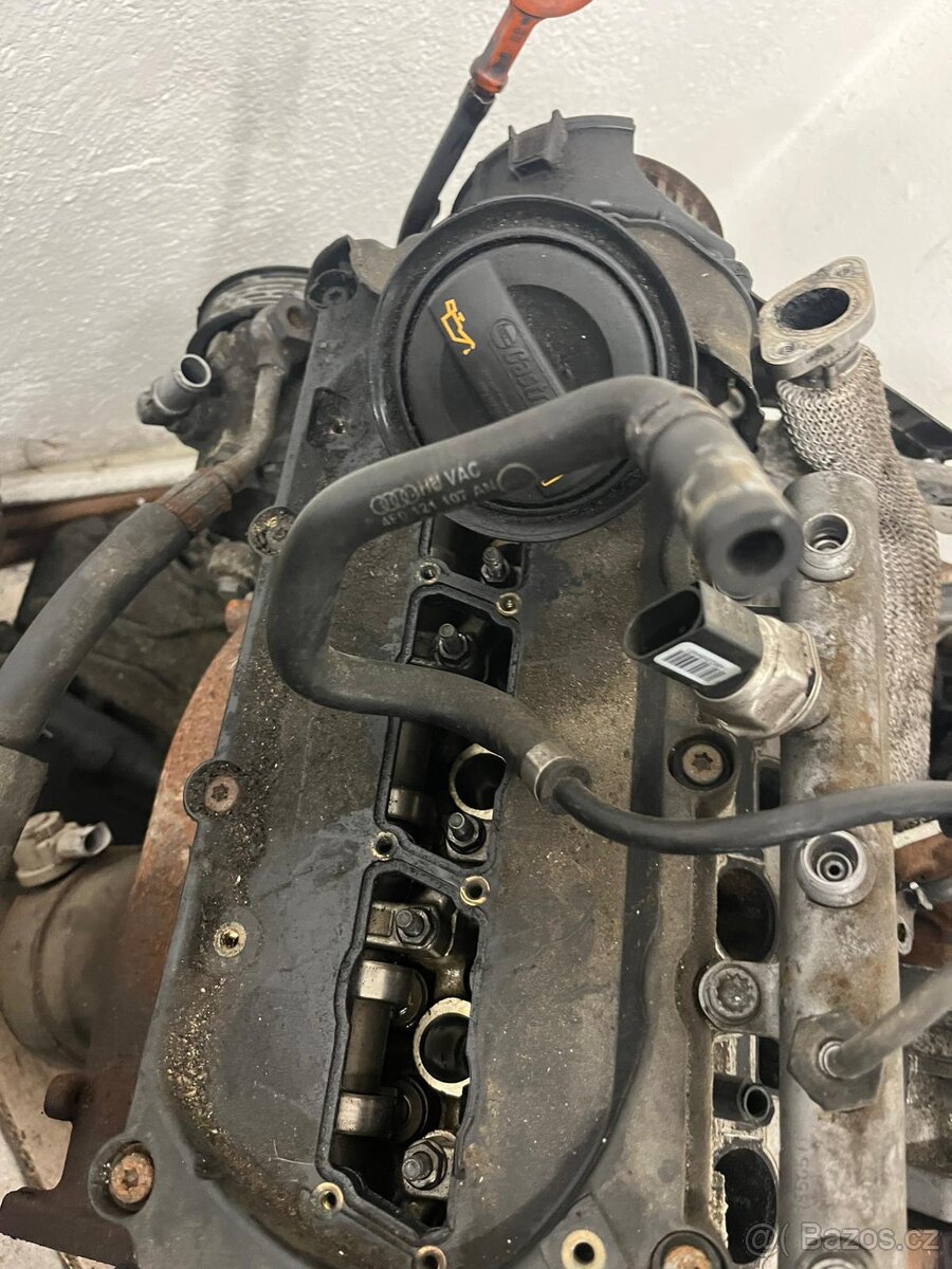 Motor Audi A6 4F 3,0 tdi - 2