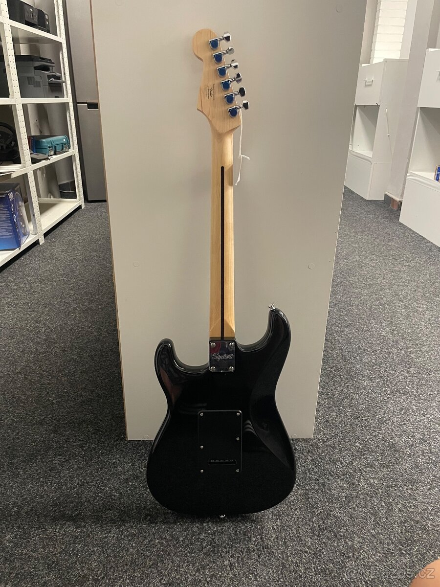 Elektrická kytara Fender Squier Stratocaster - 2