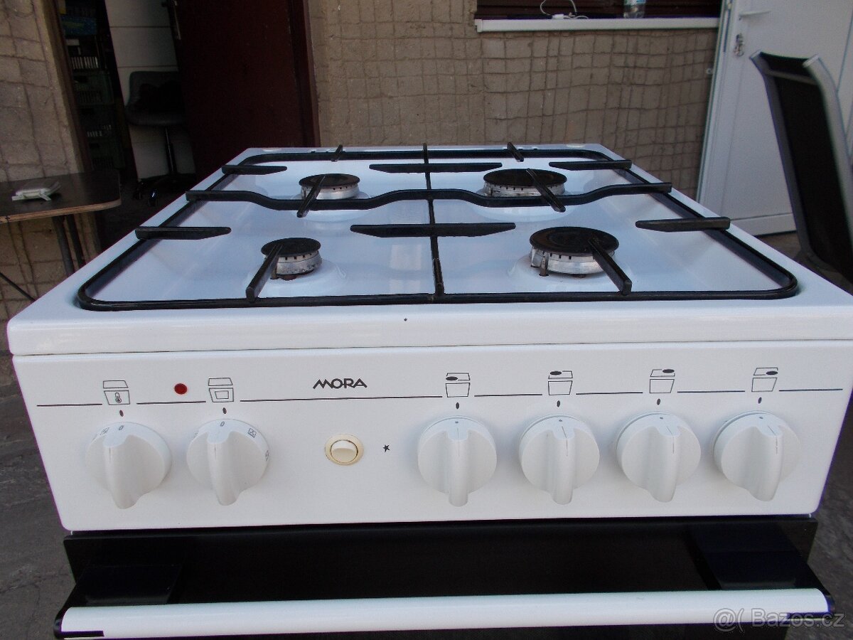 sporák Mora - 2