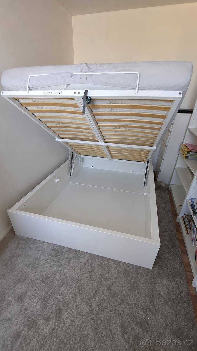 Postel IKEA MALM + matrace dřevočal - 2