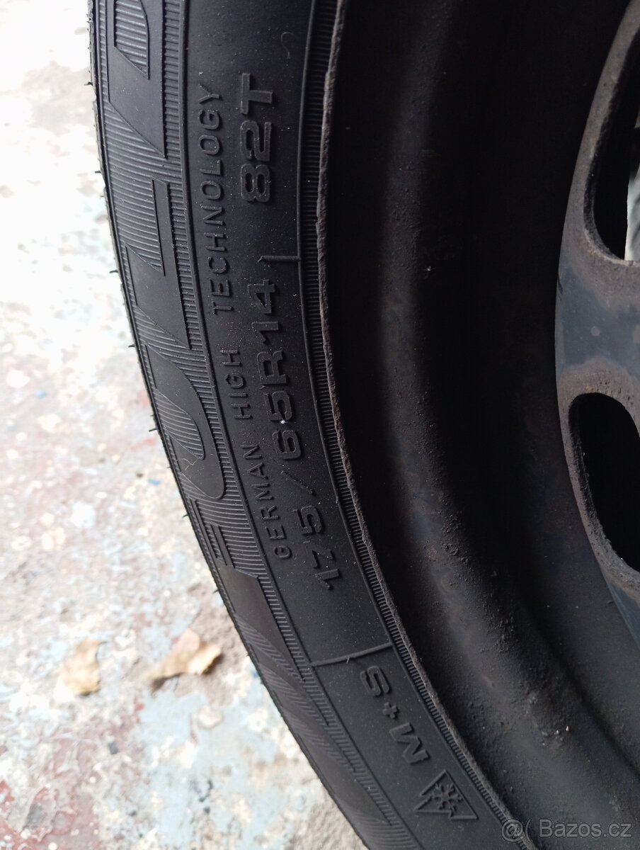 Zimní pneu s disky 175/65R14 - 2
