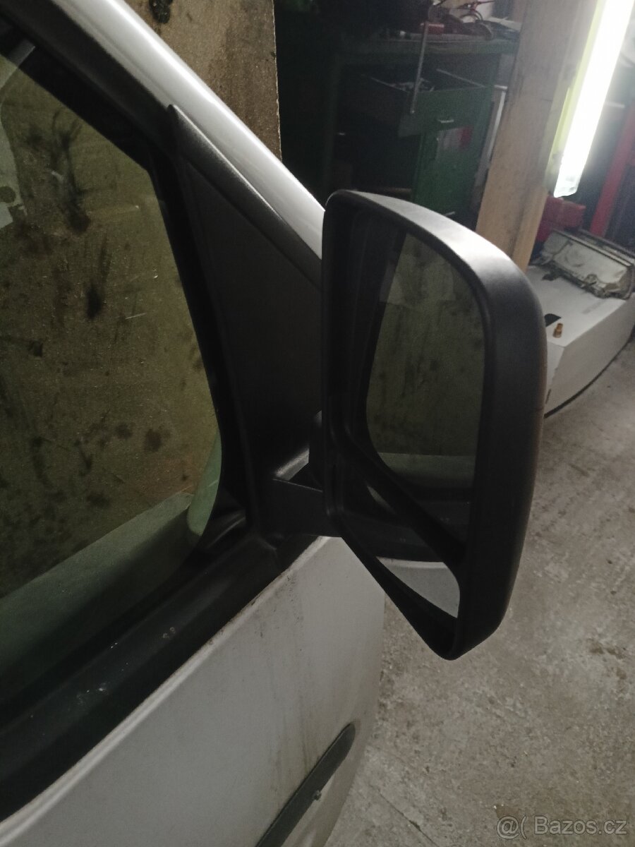 Zpětné zrcátko Ford connect - 2