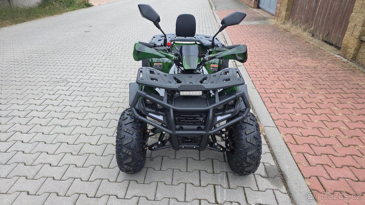 Dětská čtyřtaktní čtyřkolka MiniRocket RockRider Deluxe 150c