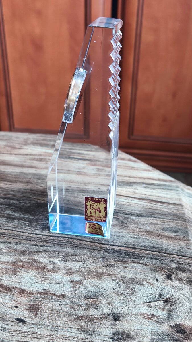 Stolní křišťálové hodinky. - 2