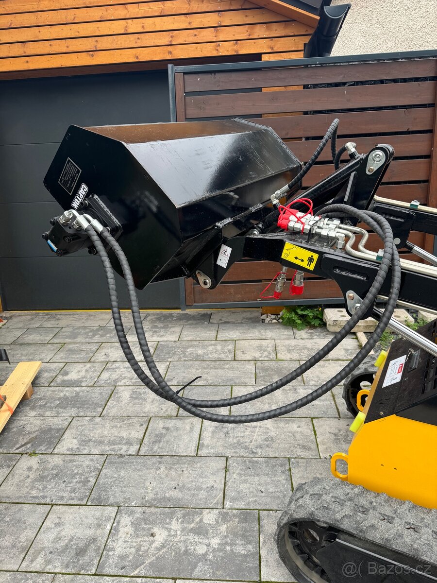 Rotavátor pro mininakladač - 2