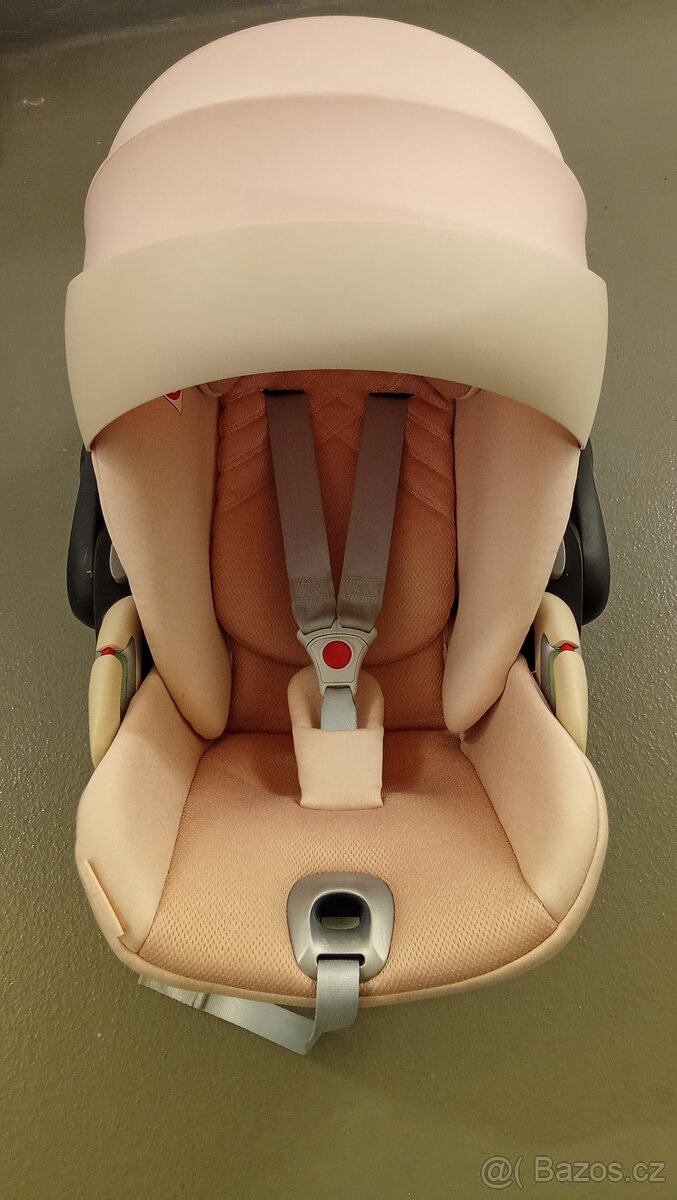 Autosedačka CYBEX Cloud T i-Size + ISOFIX základna - 2