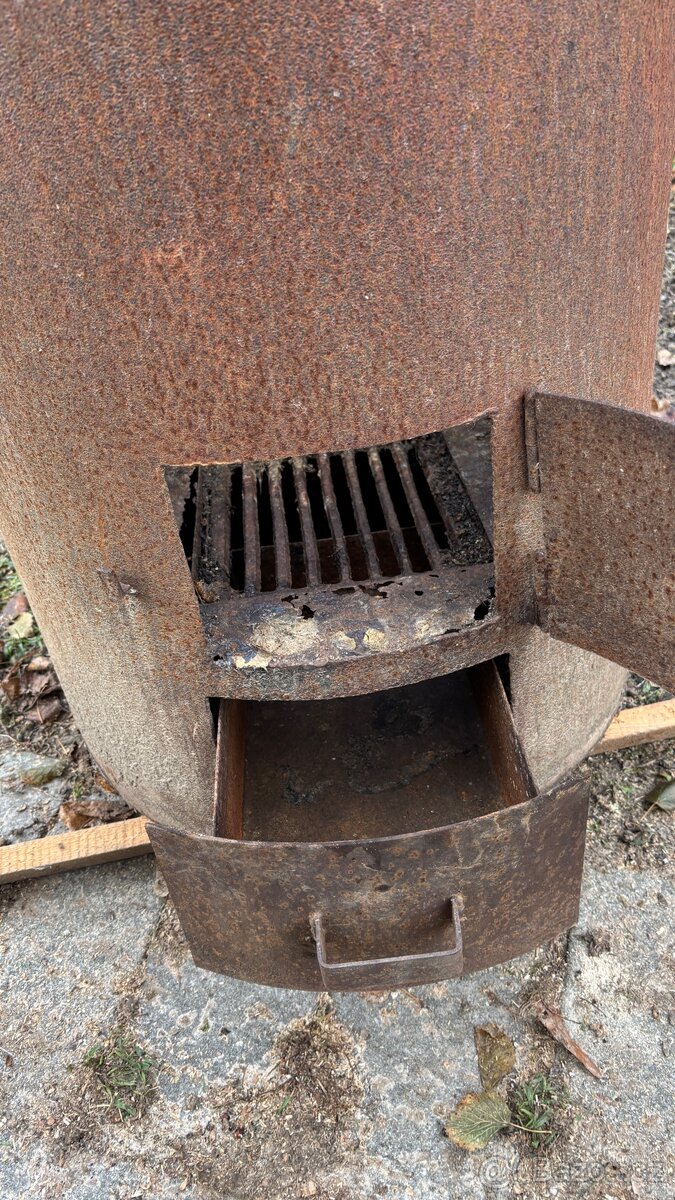 Kotel s kotlinou. - 2