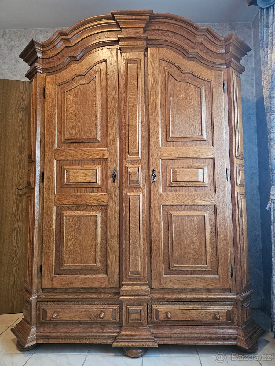 Rustikální skříň - 2