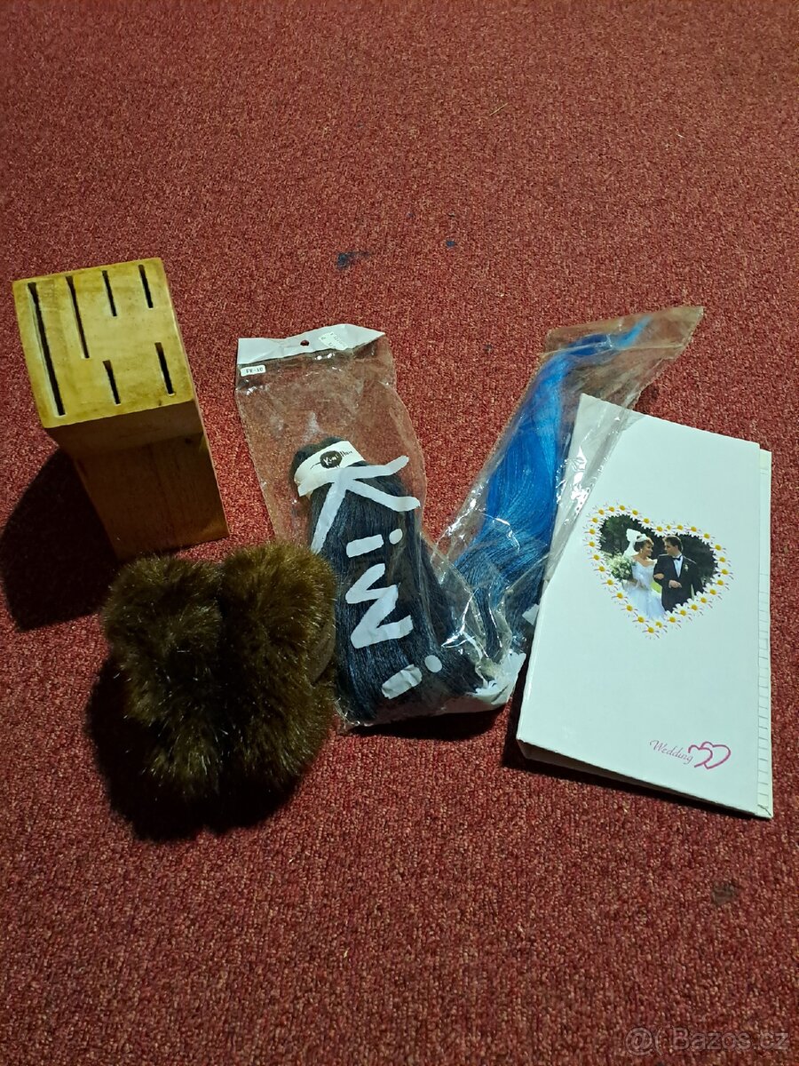 Batohy , pánské rifle,kanekalon,různé věci.. - 2