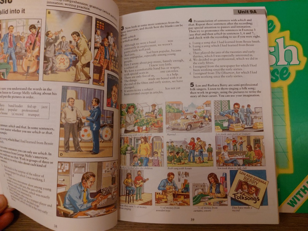 The Cambridge English Course 3 - 2