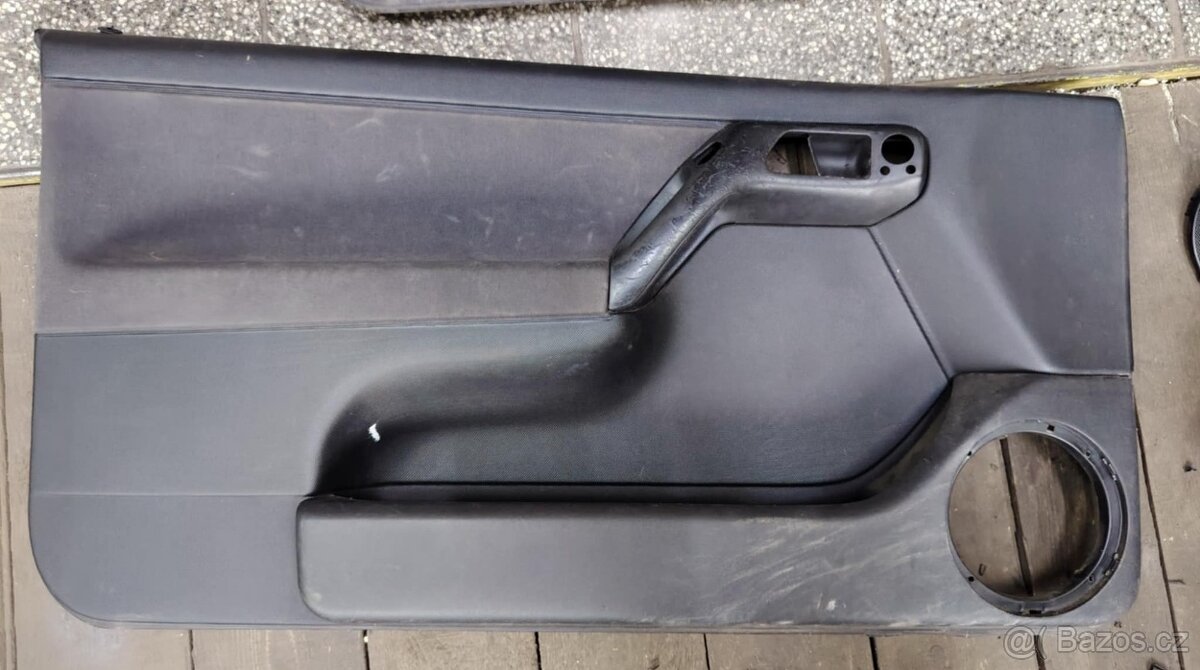 prodám přední tapce z VW Golf 4 Cabrio - 2
