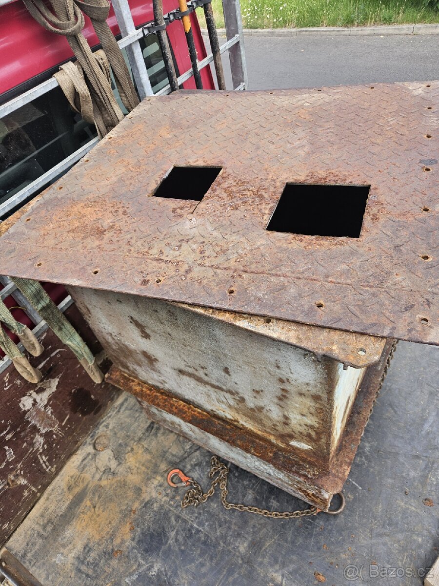 Ocelová nádrž - 2