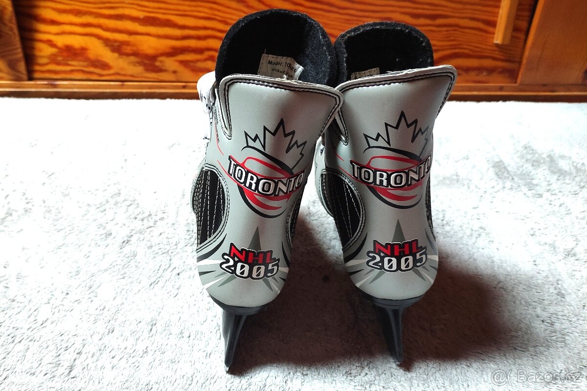 Chlapecké hokejové brusle vel. 37 - 2