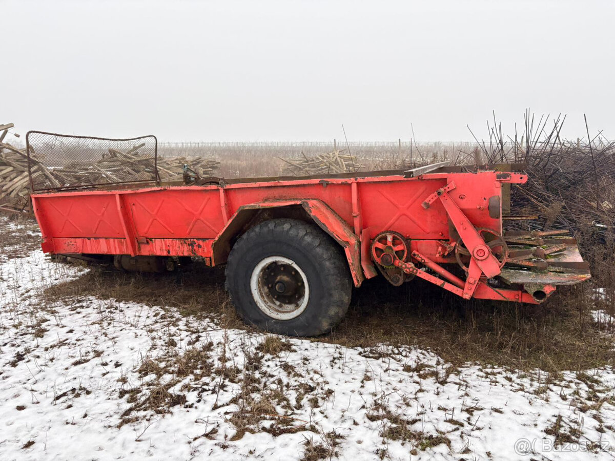 Rozmetadlo hnoje - 2