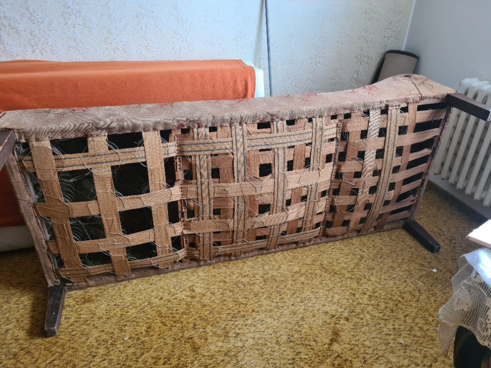 Divan, pohovka, sofa - 2