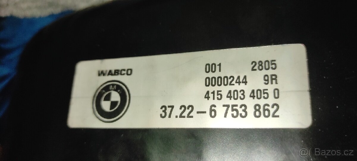 Prodám kompresor x5 e53 - 2