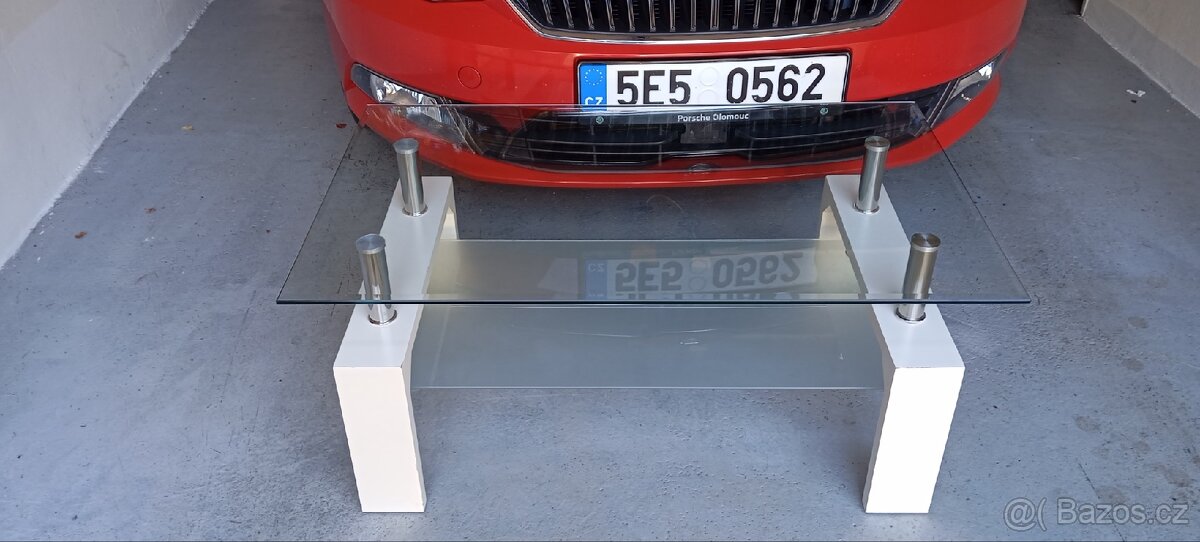 Konferenční stolek - 2