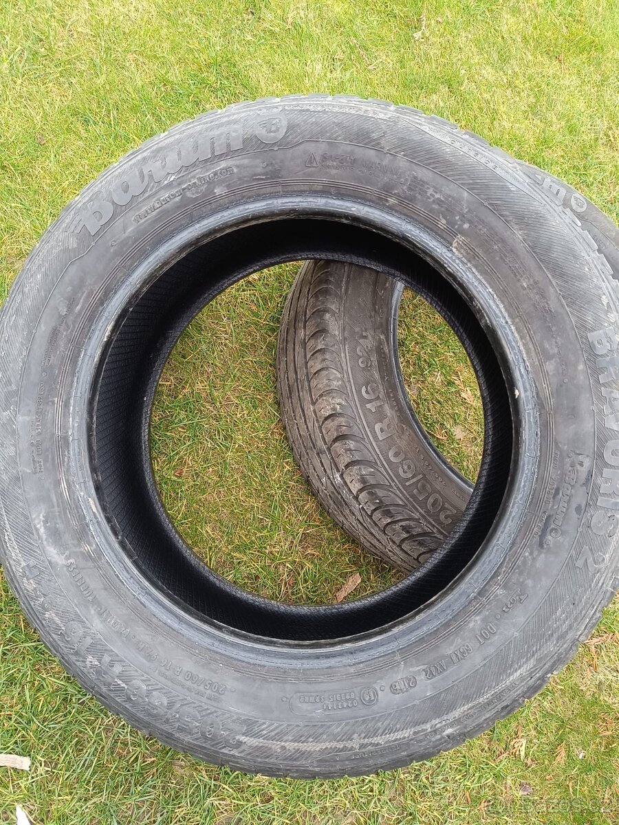 Letní 2 ks Barum Bravuris2. 205/60/16 - 2