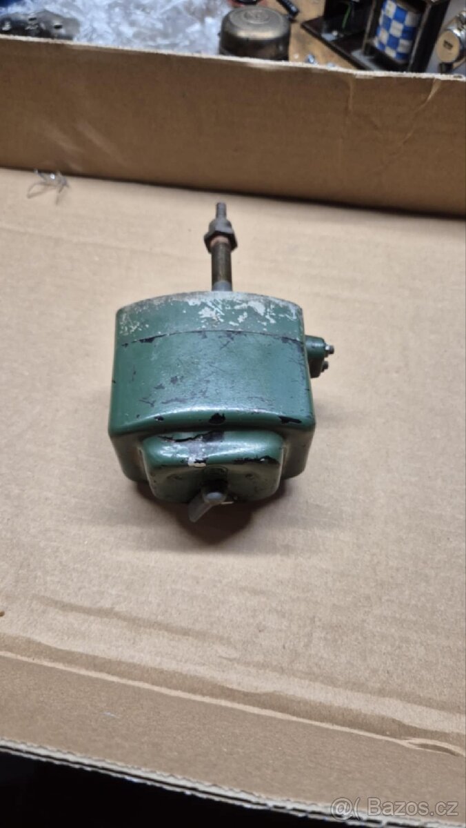 Motorek k stěračům PAL - 2