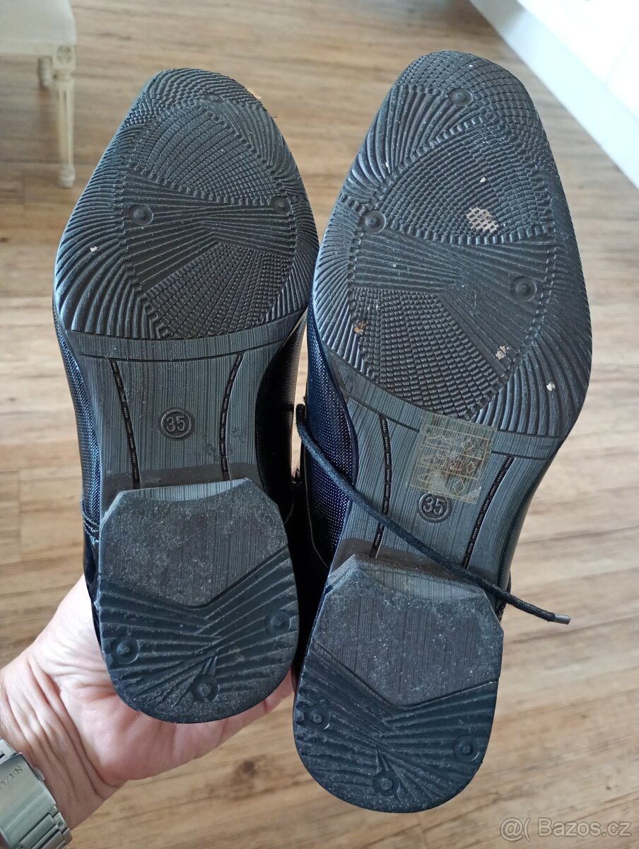 Lakýrky dětské vel. 35 - 2