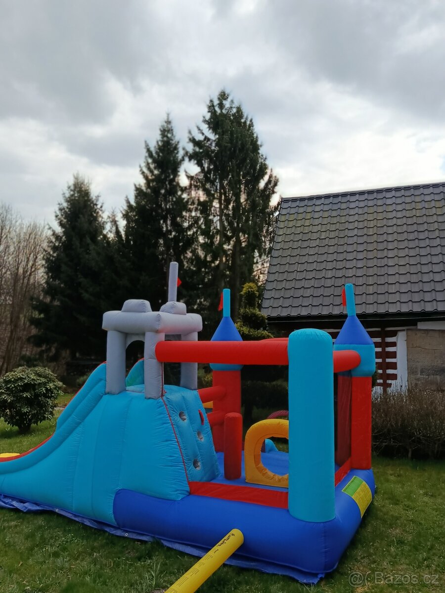 Skákací hrad 🏰 - 2