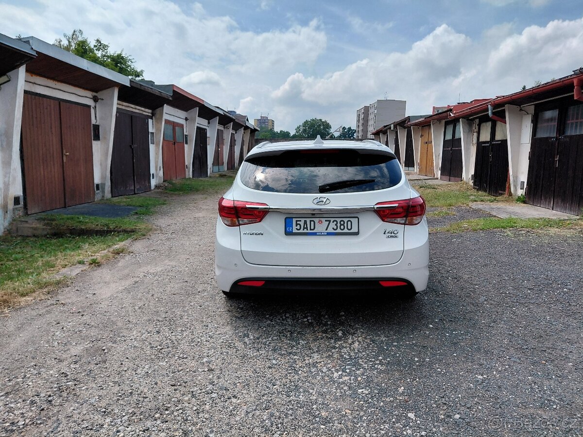 Hyundai i40 - 2