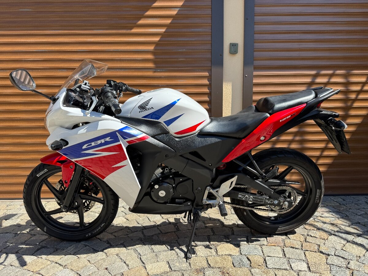 Honda CBR 125R - 2