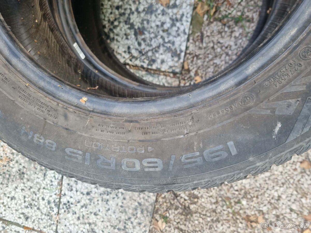 Pneumatiky 195/60/15 Nokian zimní - 2