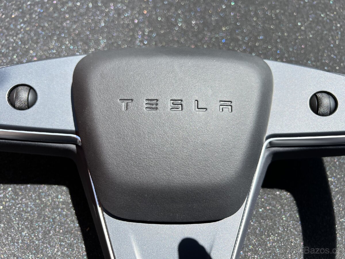 Volant Tesla Yoke S X
- 2