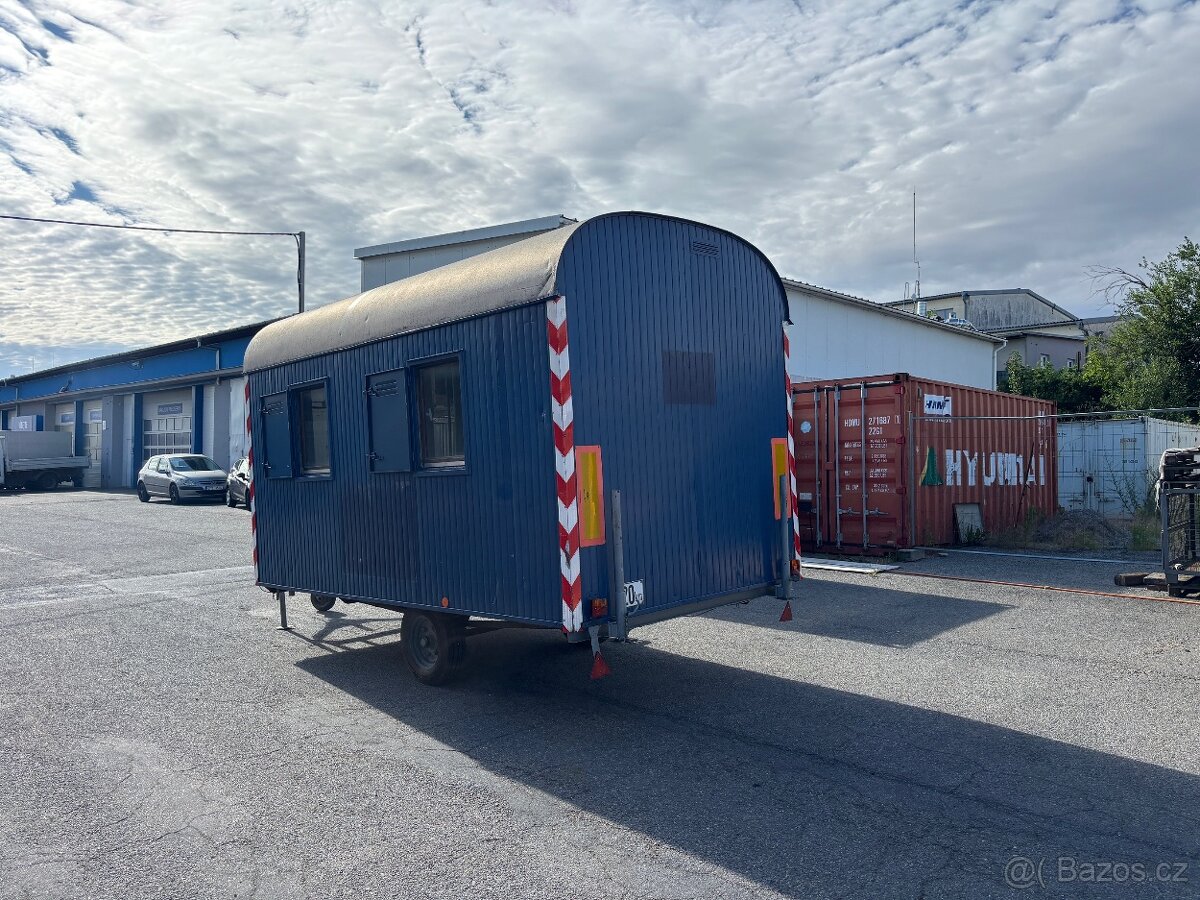 Pojízdná maringotka 4.1x2.2m - 2