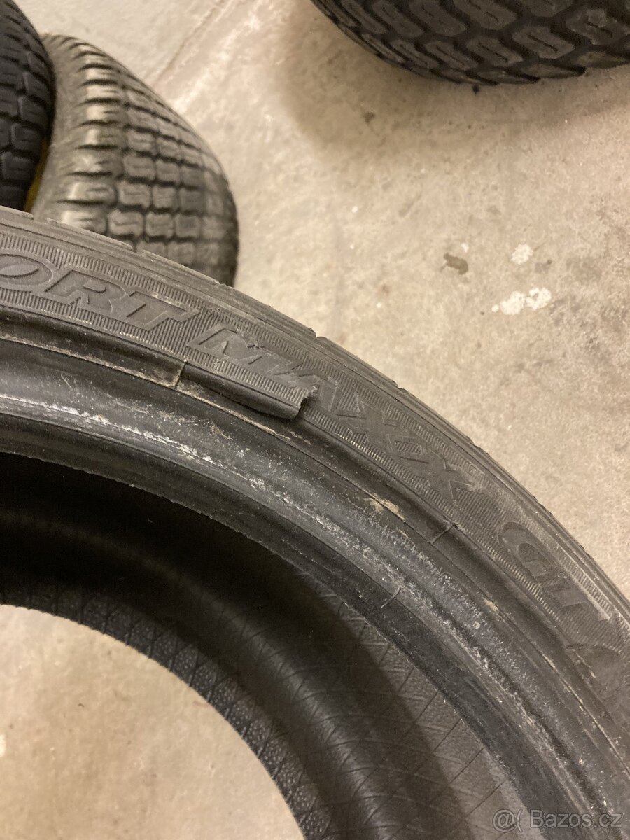 255/35 R18 Dulop - 2