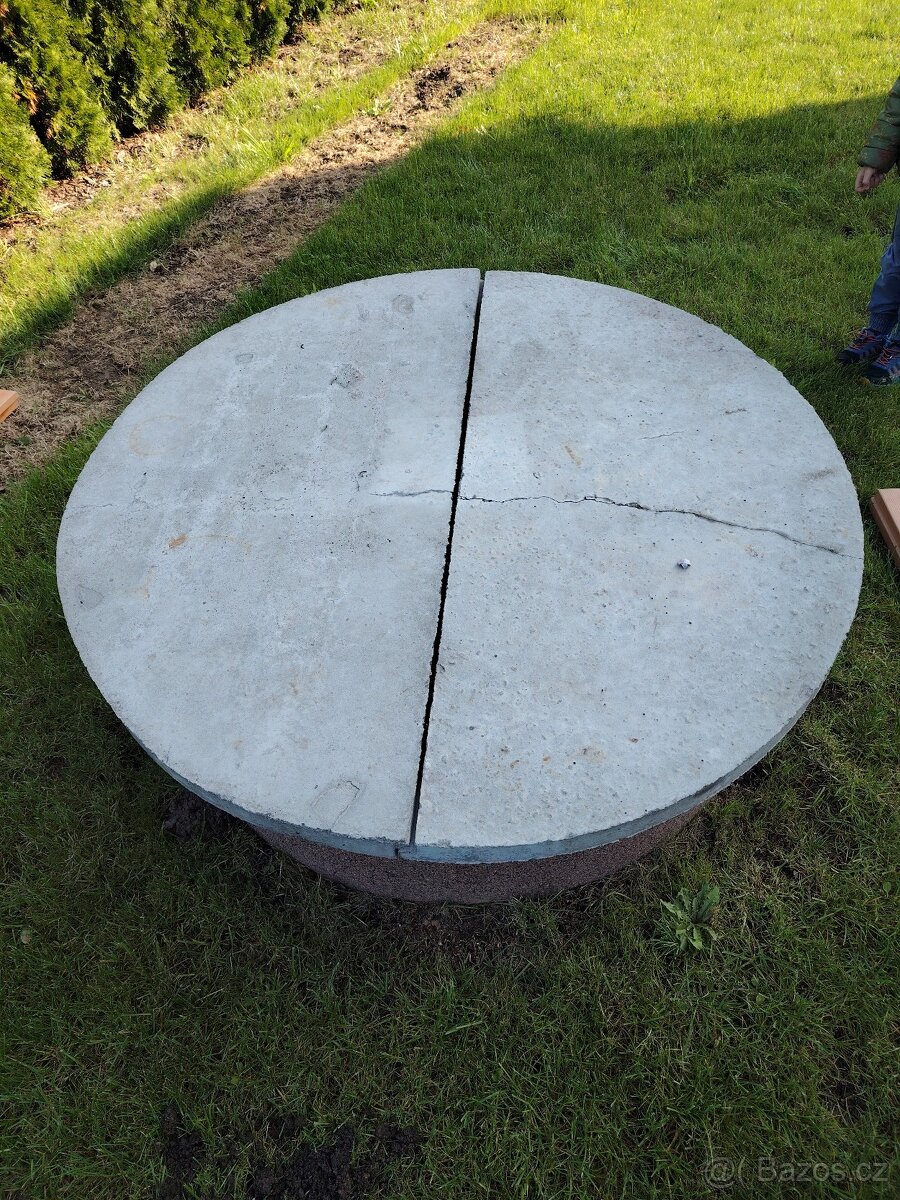 Betonový poklop na studnu - 2