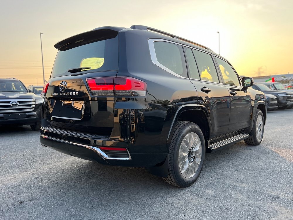 Toyota Land Cruiser 300 VXR, 3,5l twin turbo, EU specifikace