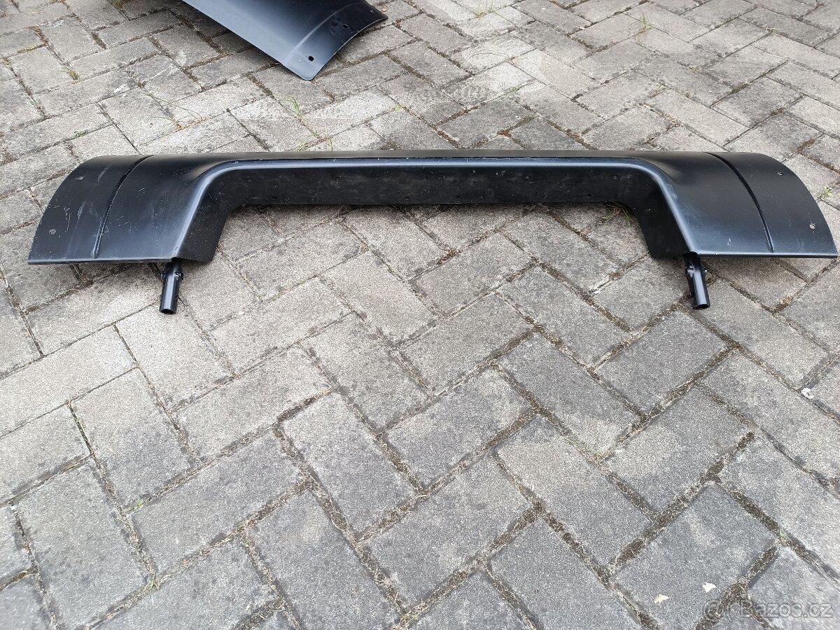 Nový kompletní nárazník Iveco Strallis - 2