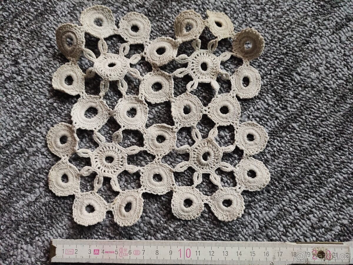 krajkové dečky - 2