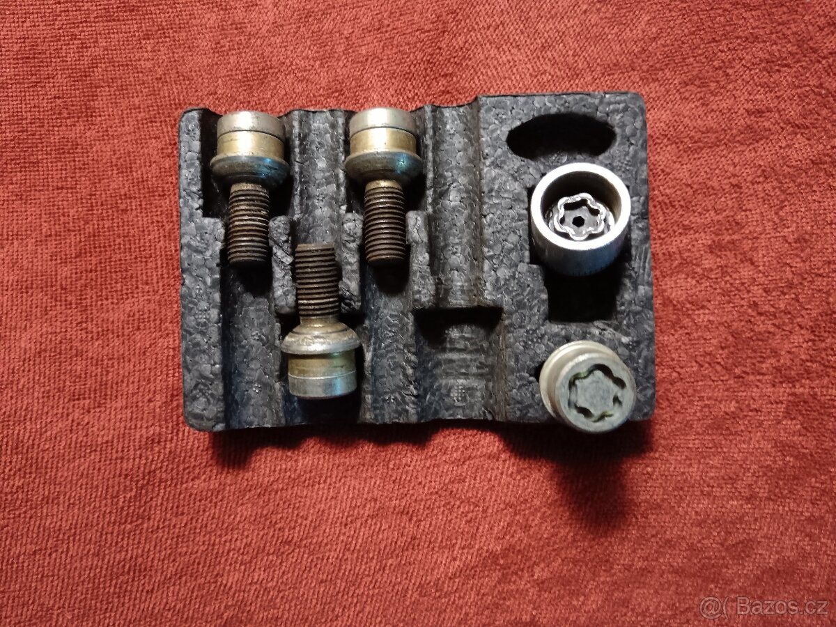 Pojistné šrouby - 2